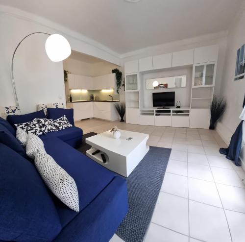 Au cœur du village de Lamanon ** gîte à louer Lamanon