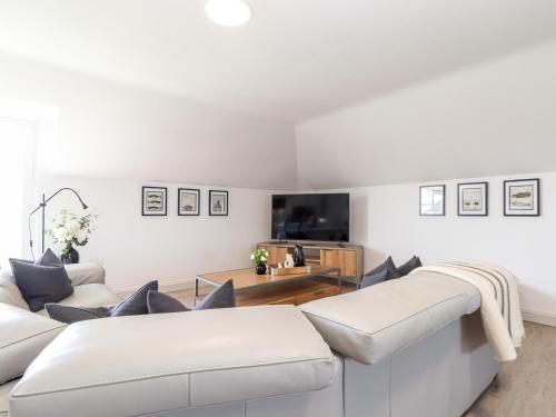 Penthouse 23 Penthouse 23