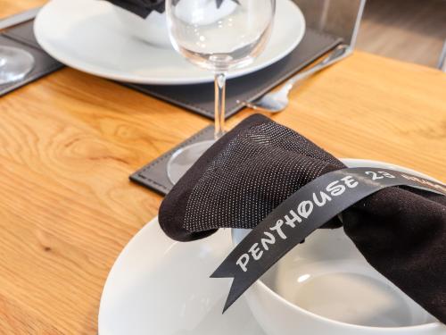 Penthouse 23 Penthouse 23