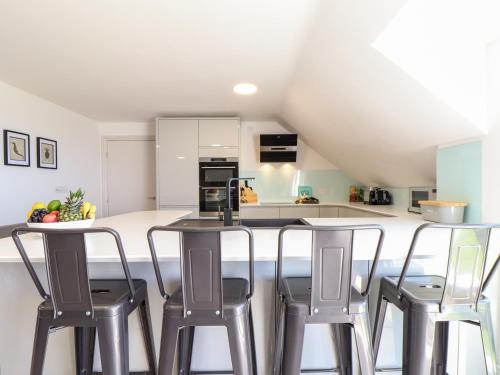 Penthouse 23 Penthouse 23