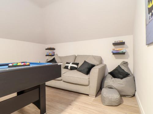 Penthouse 23 Penthouse 23