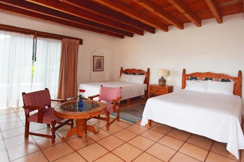 Posada del Tepozteco - Hotel & Gallery Room Type - Junior Suite