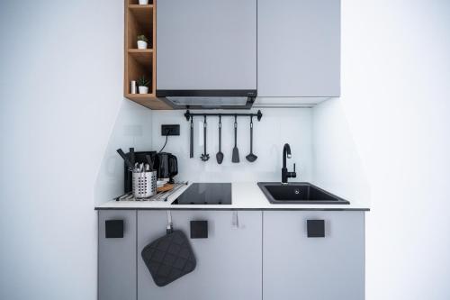 Old Town Design Apartments - image 3
