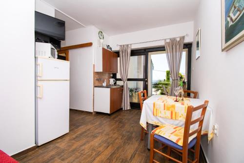 Apartments Danica - image 5