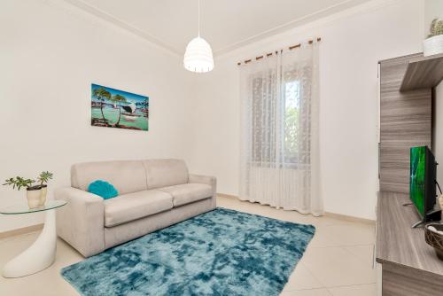  Marina di Carrara - Free Parking & WiFi - 5 minutes by car from the beach in Marina di Carrara