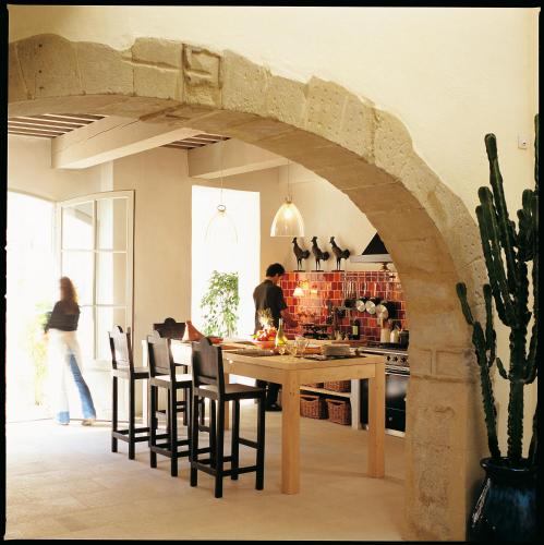La Maison Sur La Sorgue - Esprit de France - image 14
