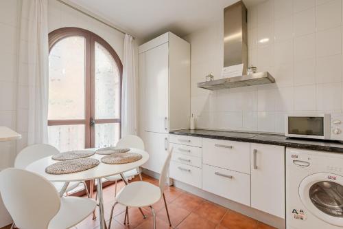 Hommyhome San Esteban, Seville (photo 11)