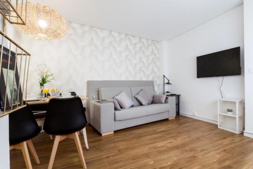 Interior Standard Apartment image 9