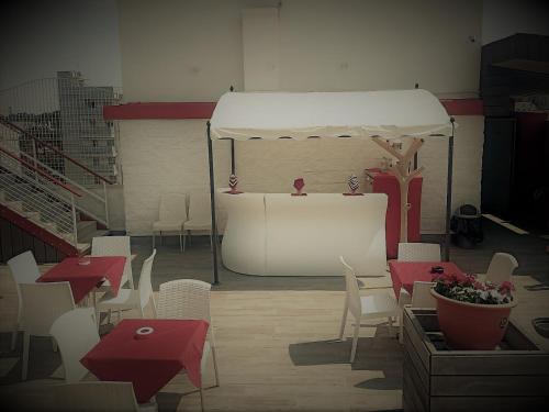Hotel Vienna - image 12