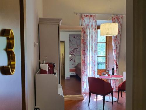 RF Duomo suites Room Type - Deluxe Room