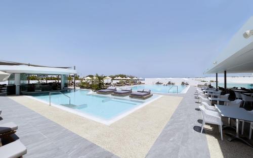 Bar/lounge, Kapetanios Bay Hotel Protaras in Protaras