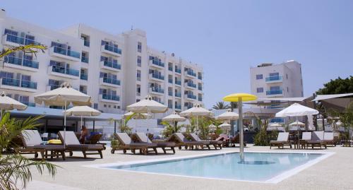 Kapetanios Bay Hotel Protaras - Tap to explore photos