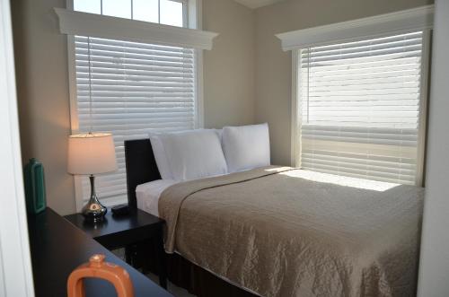 Lower Sun Valley Cozy Apartments 30 Day Stays - image 5