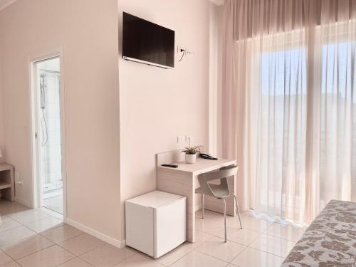 Santa Barbara hotel & apartments