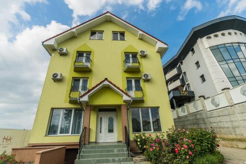 Intrare, VILA ODISEA in Băile Felix