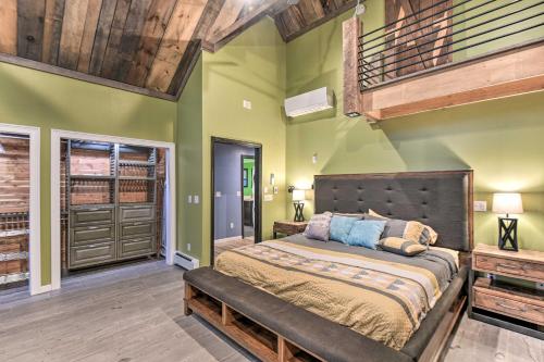 Waterfront Ashland Home about 2 Mi to Downtown! Waterfront Ashland Home about 2 Mi to Downtown!