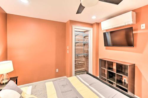 Waterfront Ashland Home about 2 Mi to Downtown! Waterfront Ashland Home about 2 Mi to Downtown!