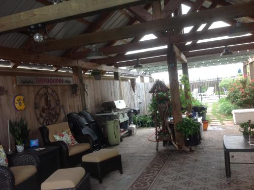 LAcadie Inn & RV Park in Eunice, USA
