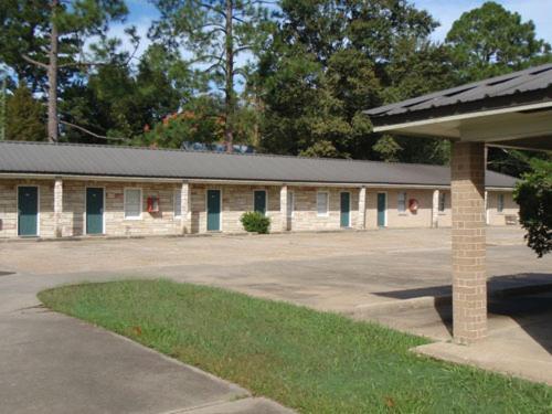 LAcadie Inn & RV Park in Eunice, USA