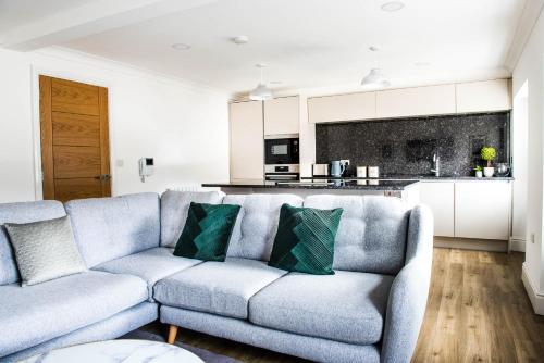 Monterey Residence - Stunning, Duplex Apartment in the Heart of Kendal