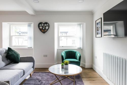 Monterey Residence - Stunning, Duplex Apartment in the Heart of Kendal 3
