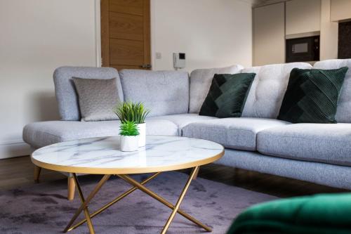 Monterey Residence - Stunning, Duplex Apartment in the Heart of Kendal
