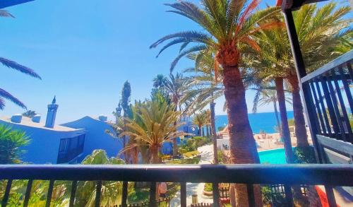  Sun Club Apartment on the Beach #4 in Playa del Aguila