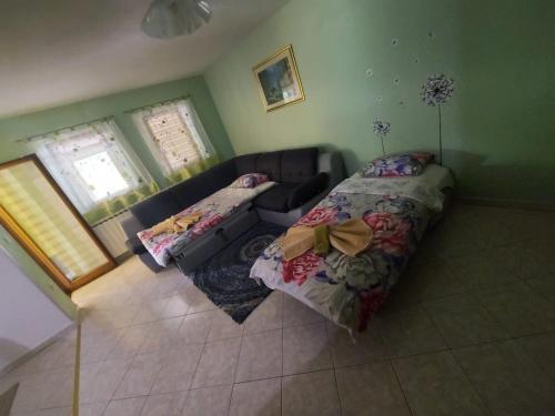 Apartments & Rooms Ramljak