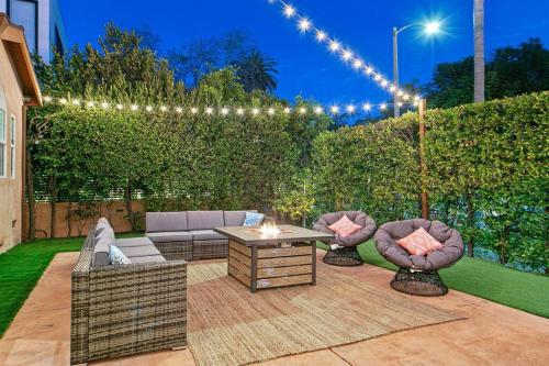 Beverly Grove Spanish Oasis with Pool and detached Guest House, Los Angeles (fotografie 5)