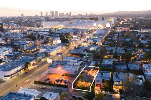 Beverly Grove Spanish Oasis with Pool & Parking