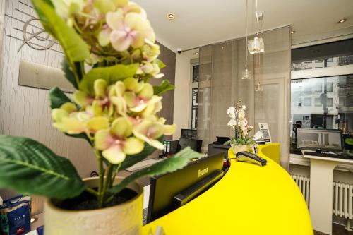 Hotel Scala Frankfurt City Centre - image 9