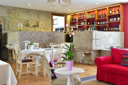 Solar Egas Moniz-Charming House & Local Experiences - image 4