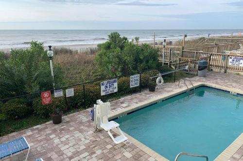 The Beach Club at Montego Inn