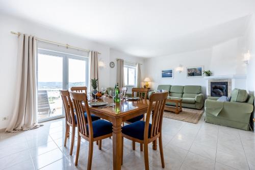 Lovely Townhouse Budens gîte à louer Vale de Boi