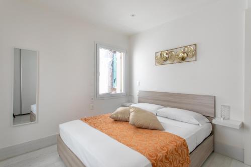 Ca' Sciarrin Apartment near Rialto bridge 5