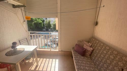 Lovely 1-bedroom apartment 2min from the beach