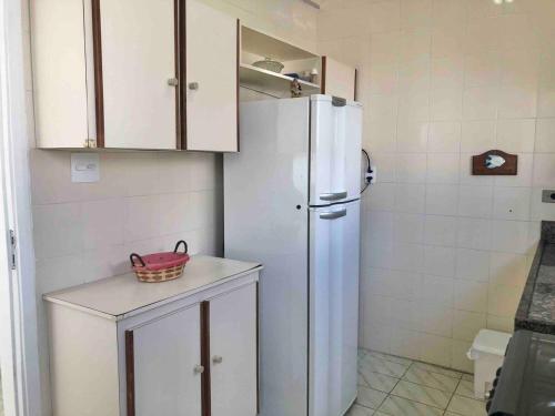 ห้องครัว, Pé na Areia: 3 Dorms com Vista Deslumbrante (Pe na Areia: 3 Dorms com Vista Deslumbrante) in บาร์ราฟุนดา