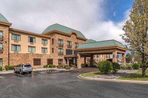 Best Western Premier Pasco Inn and Suites