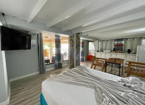 Castara Inn in กาสตารา