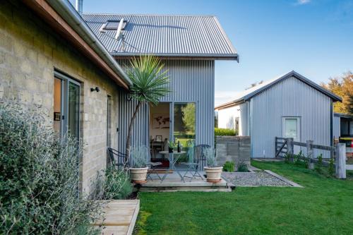 Mountain View Bliss - Albert Town Holiday Unit in Albert Town