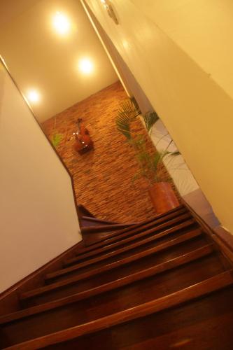 6 Suites Hotel – Bogota, NY