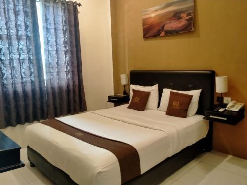 . DC Mega Hotel