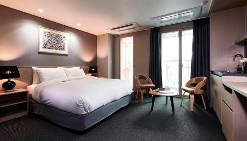 hotel photo