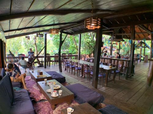 Nature Lodge
