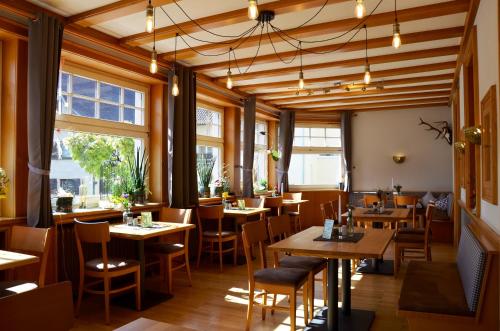 足爾特勞伯賓館 (Gasthof zur Traube) in 比赫爾
