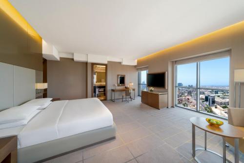 room detail thumbnail 1
