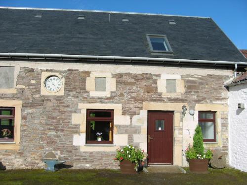 Corehouse Farm Cottages - Dairy, Granary & Sawmill in Lanark