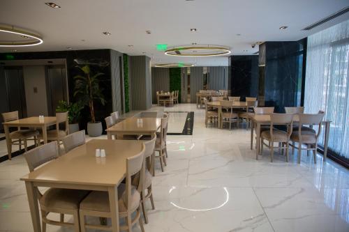 364279598 Nova Plaza Crystal Hotel & Spa