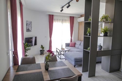 Apartment with Balcony image 10
