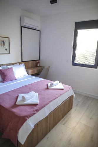 Apartment with Balcony image 4